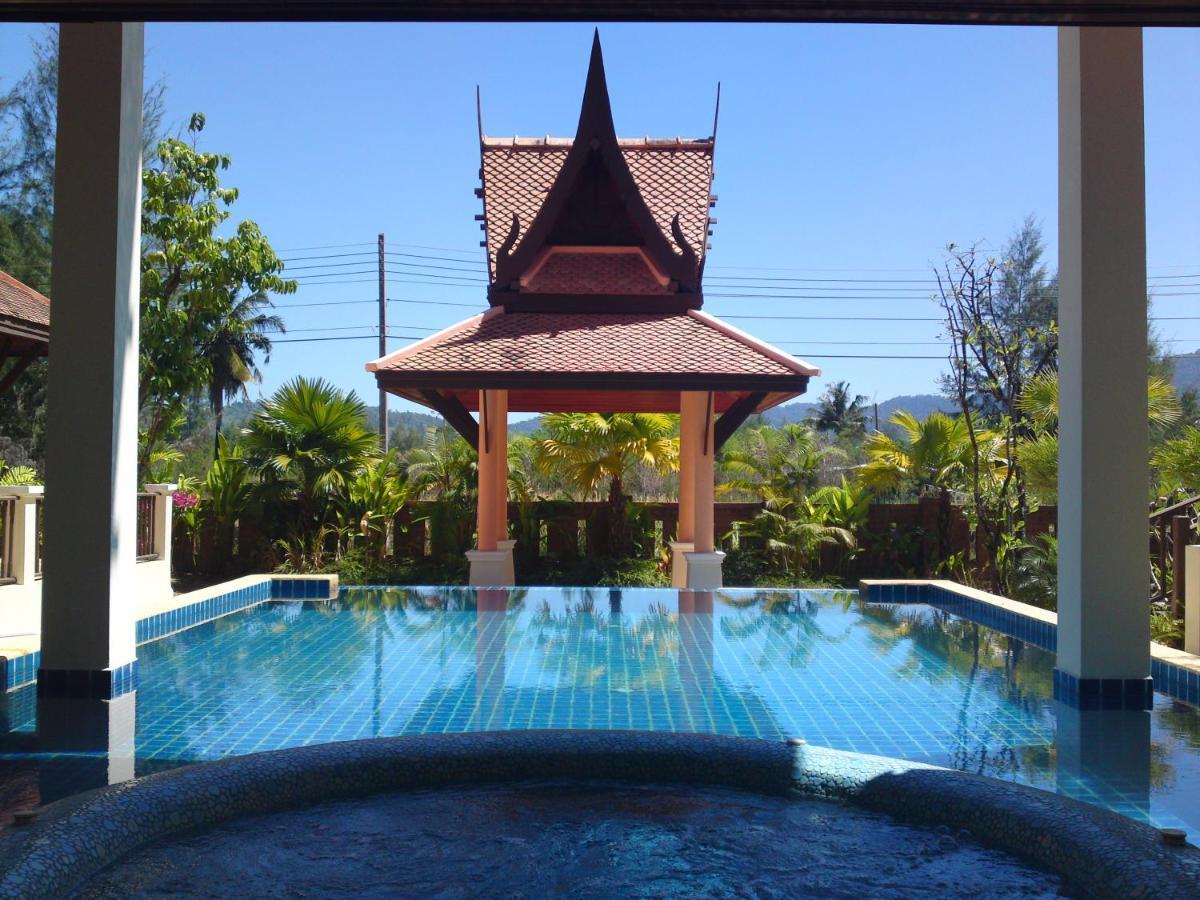 Villa Chaya Khao Lak Exterior photo