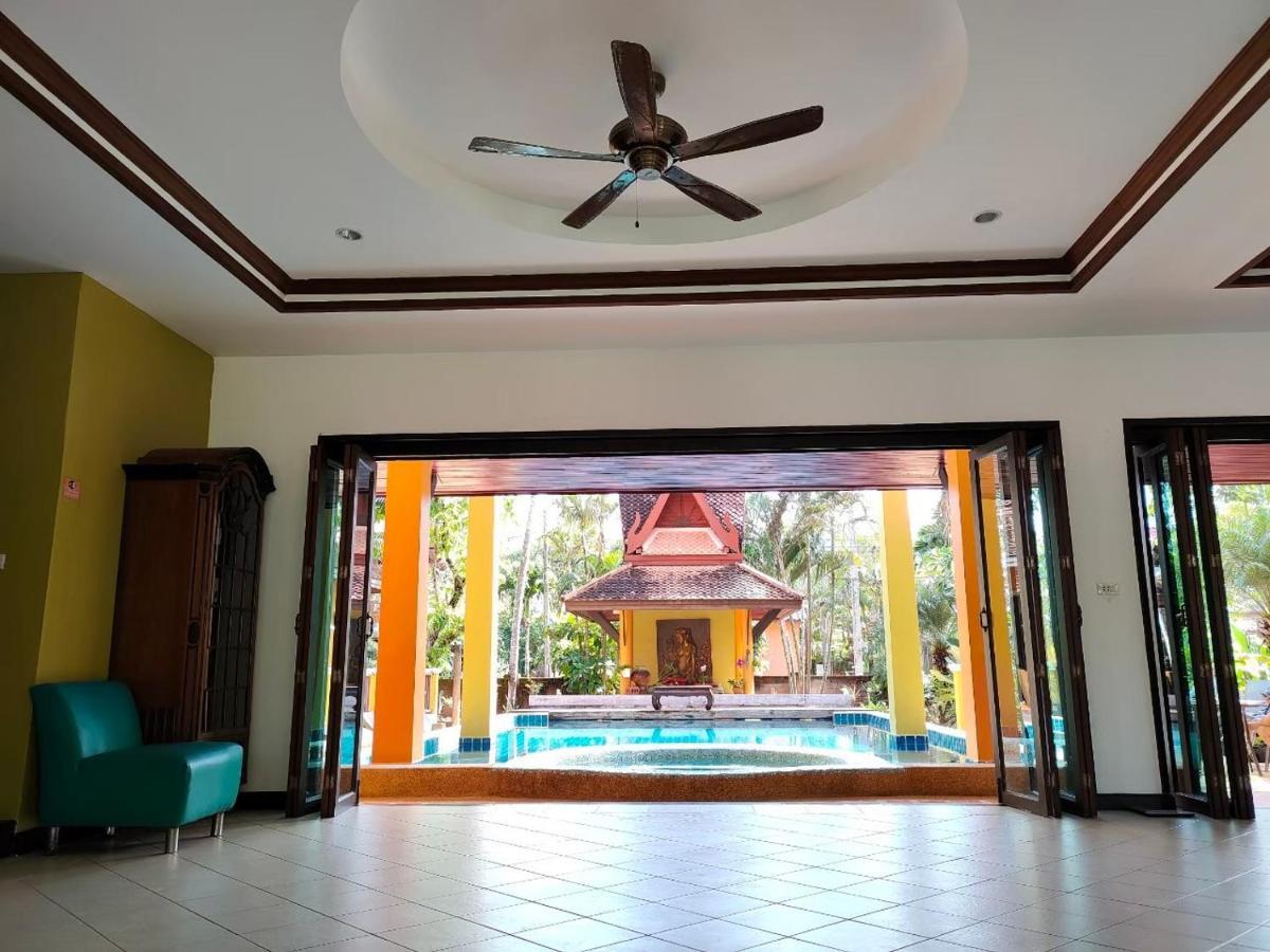 Villa Chaya Khao Lak Exterior photo