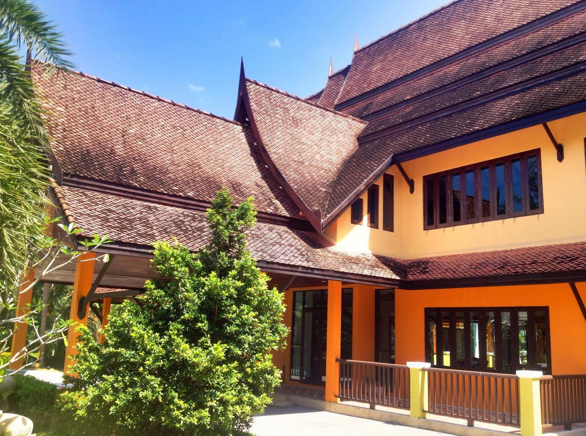 Villa Chaya Khao Lak Exterior photo