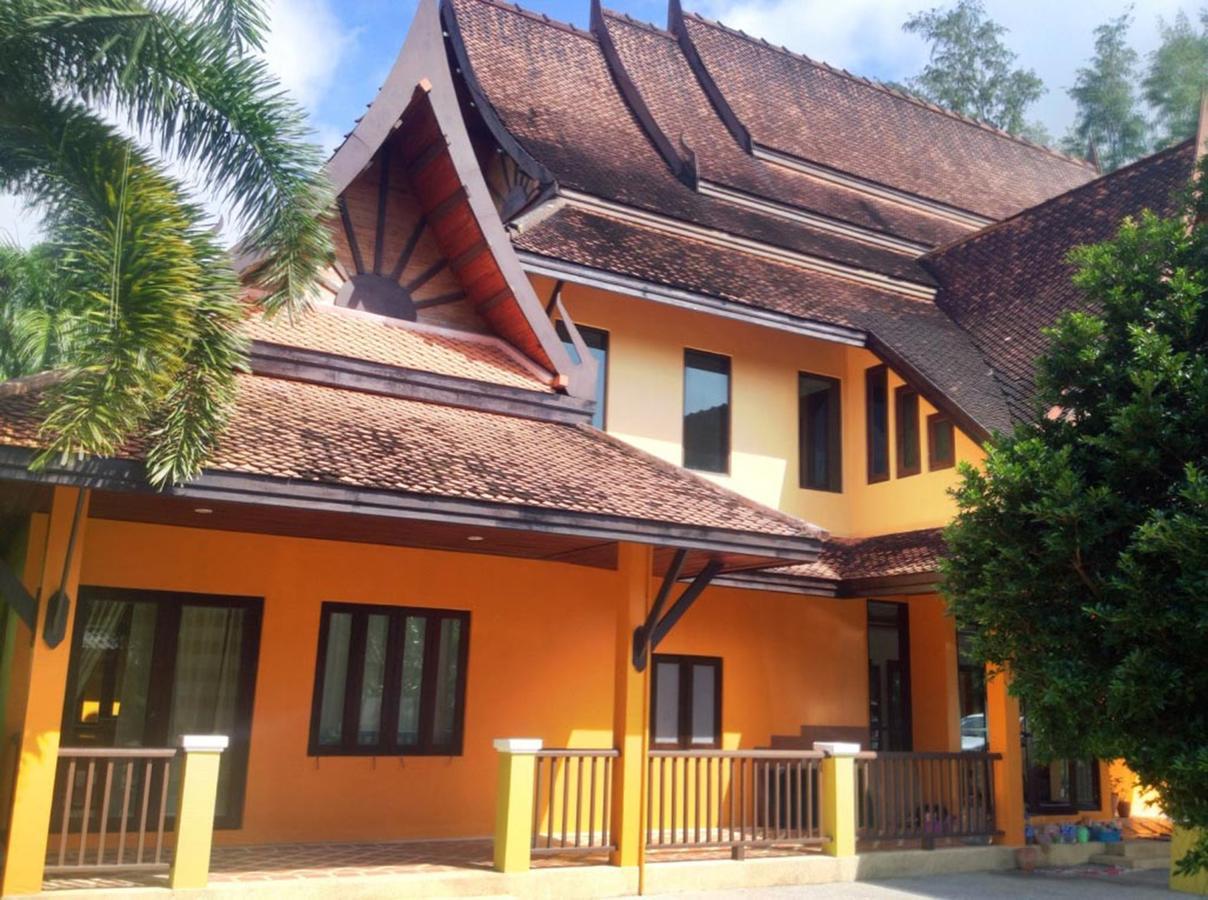 Villa Chaya Khao Lak Exterior photo